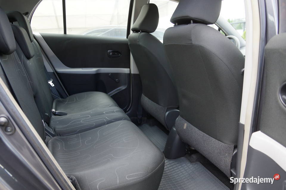 Toyota Yaris 13 Benzyna 101 Klima Mały przebieg 101KM Nowy Sącz sprzedam