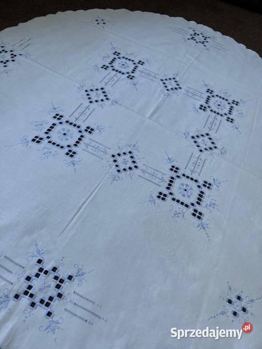 obrus okrągły haftowany rękodzieło biały sprzedam