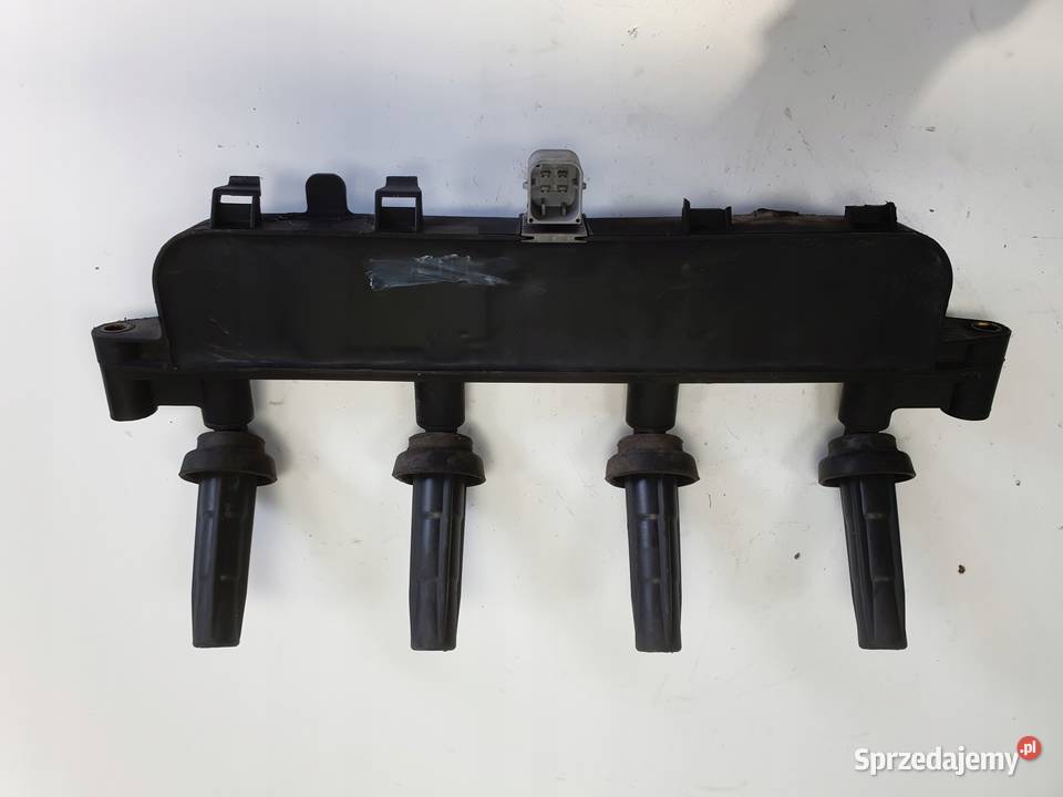 Citroen C3 14 8V CEWKA ZAPŁONOWA 9635864980