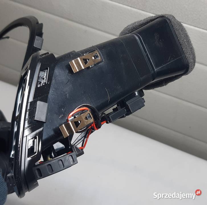 OBUDOWA DEKOR RAMKA ZEGARÓW VW TOUAREG 7P Mielęcin