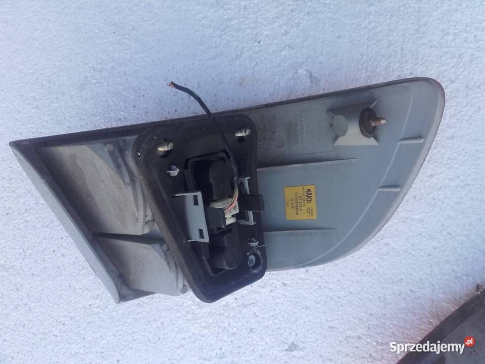 Fiat Albea Lewa prawa lampa tylna Lampy tylne Łódź sprzedam