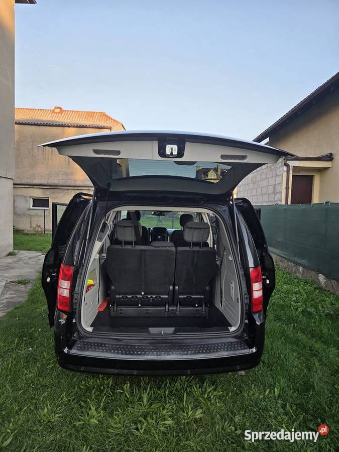 Chrysler Grand Voyager gen V Rumia