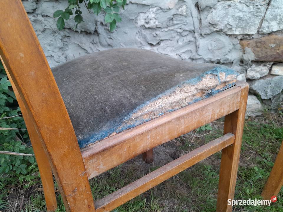 Dwa stare krzesła do orenowacji tapicerowane Dąbrowa Górnicza