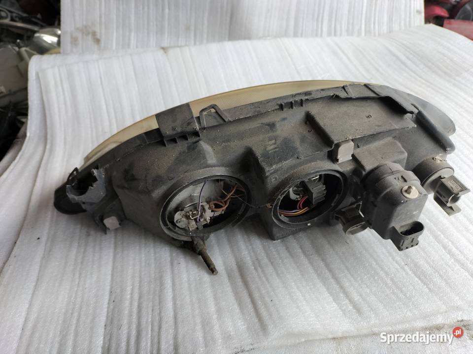 Lampa przednia Prawa Renault Megane 1 Prawe Kamień-Kolonia
