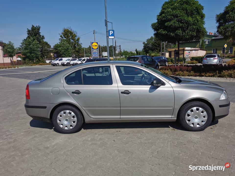 Skoda Octavia 2 16 MPI z LPG Hak salon polska Rogoźno