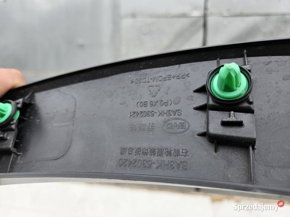 BYD SONG PLUS LISTWA BŁOTNIKA PRAWY PRZÓD PRAWA