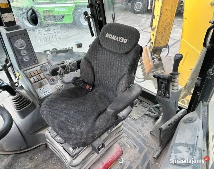 Koparko ladowarka kolowa Komatsu WB 97S tez Warszawa