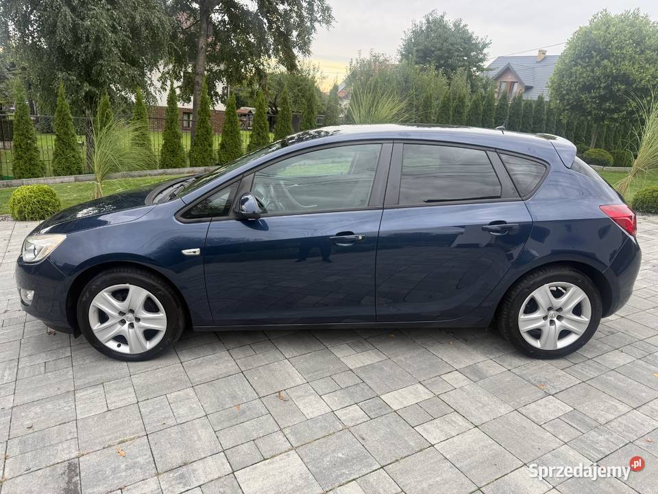 Opel Astra 14 Turbo Bogata wersja poduszka powietrzna Rzeszów