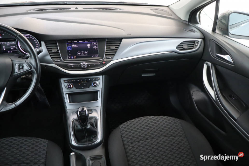 Opel Astra 12 Turbo przyciemniane szyby