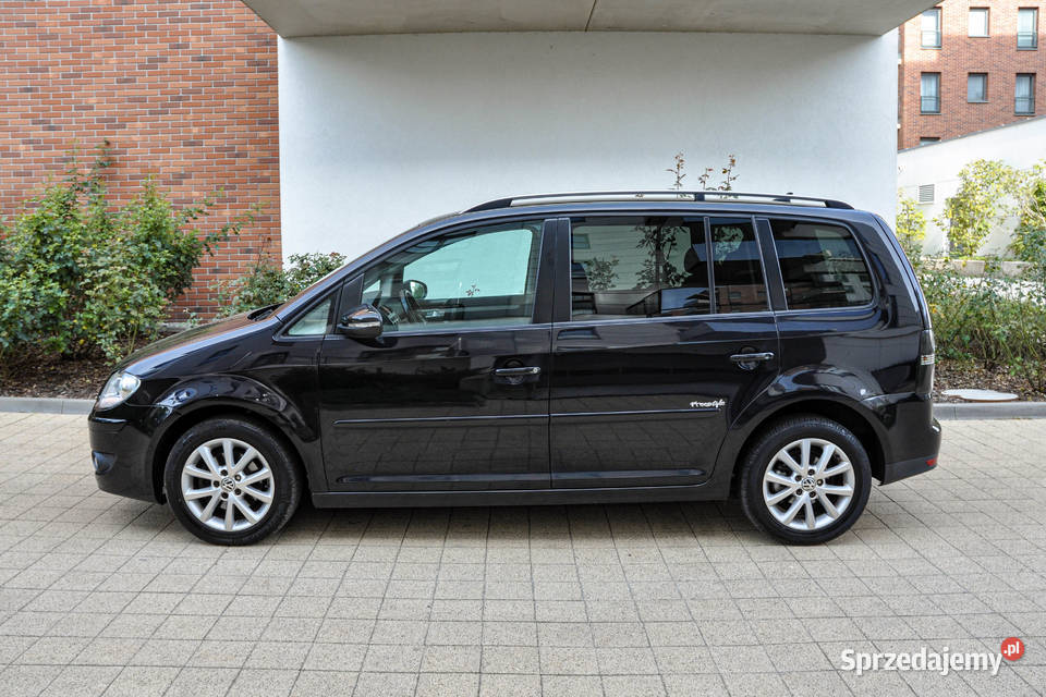 Volkswagen Touran Lift Bezwypadkowy 140KM Wrocław