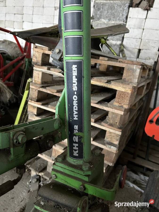 Przewracarka przetrząsarka do siana deutzfahr KH