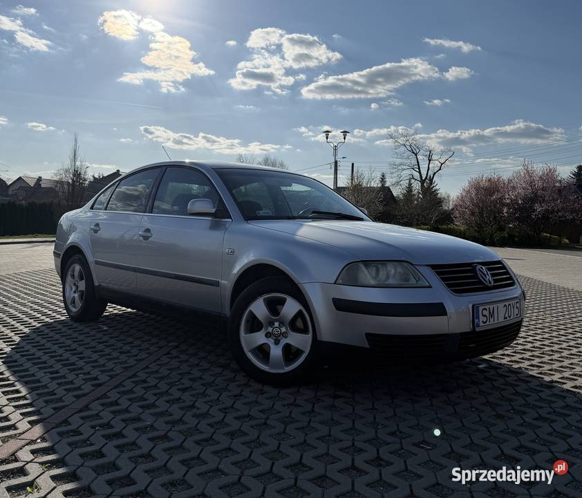 Passat B5 Rok produkcji 2002 Kielce sprzedam