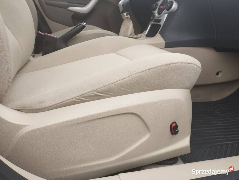 Ford Fiesta 2010 125 BenzGaz Cyców sprzedam