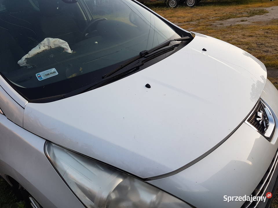 PEUGEOT 3008 I 2010 2012 MASKA SILNIKA POKRYWA Rok produkcji 2011 Turek sprzedam
