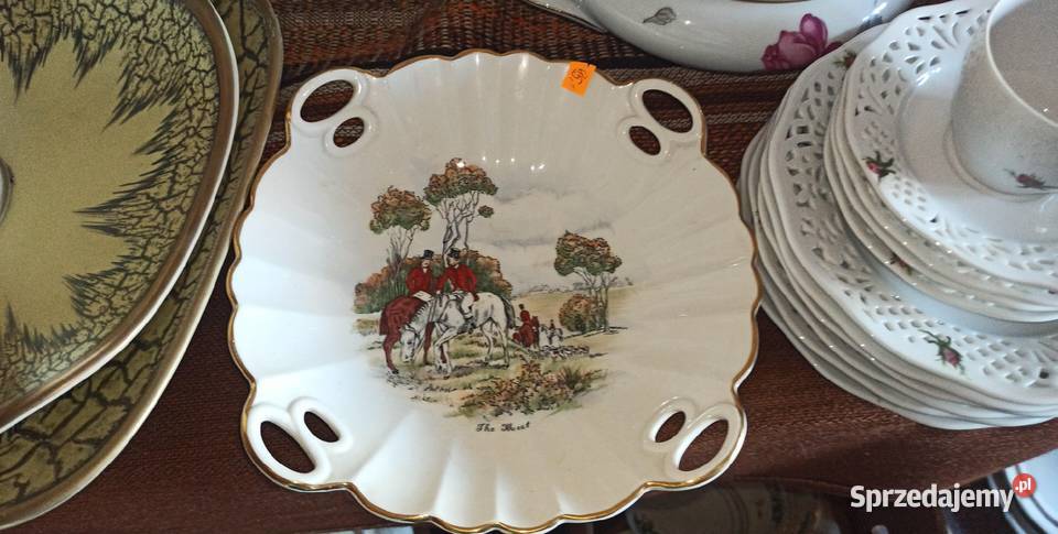 Patera The Meet Crown Devon Made in England Hand