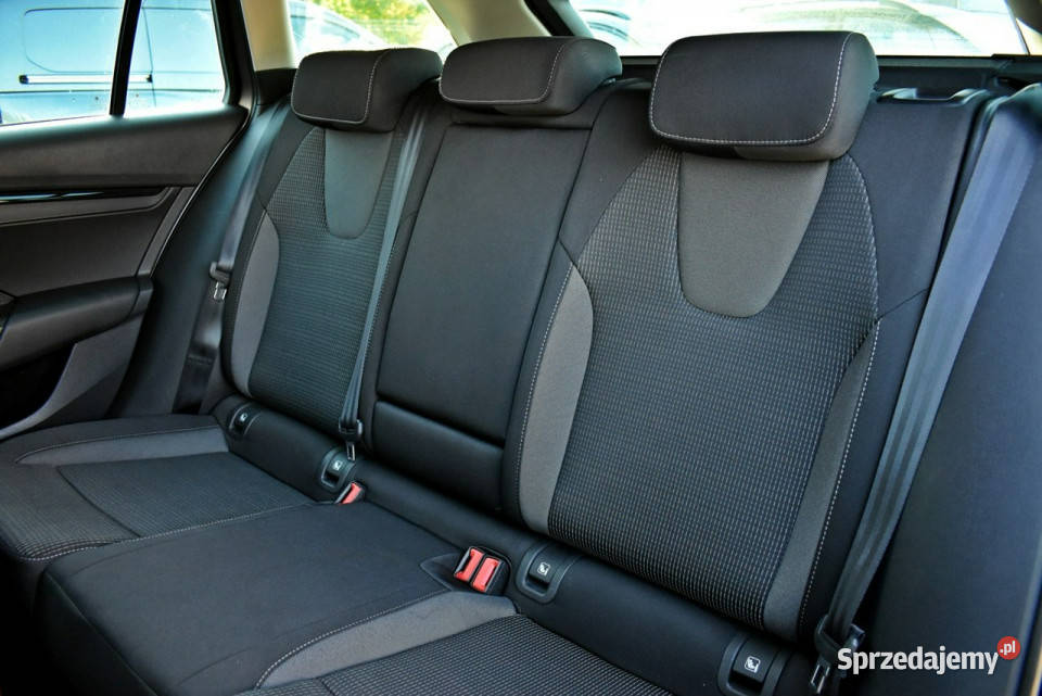 koda Octavia Bezwypadkowy Salon Polska Serwis automatyczna Łódź