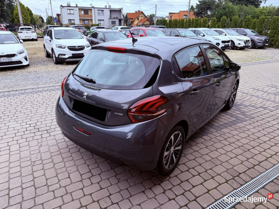 Peugeot 208 12 82 Klimatronik Kamera Panorama I Orzech sprzedam