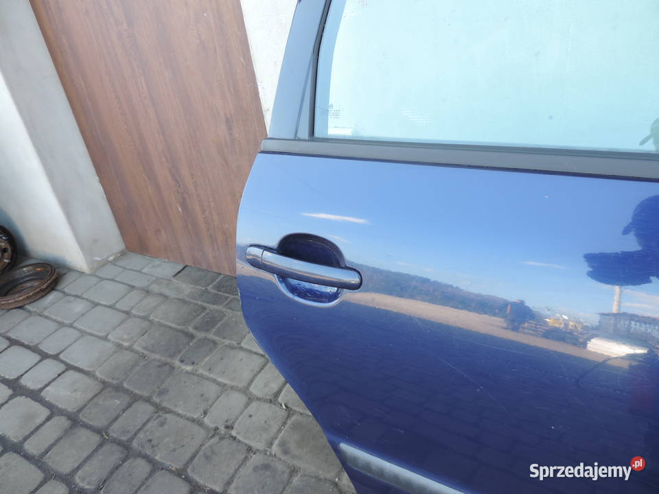VW PASSAT B5 KOMBI DRZWI PRAWY TYŁ LB5N sprzedam