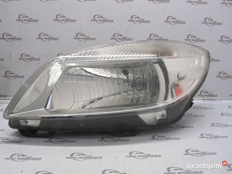 SKODA FABIA II 10r lampa lewa przód ANGLIK