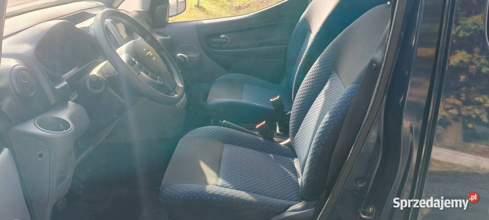 Nissan NV200 Evalia 7osób full 5l100 8kół Stare Budy