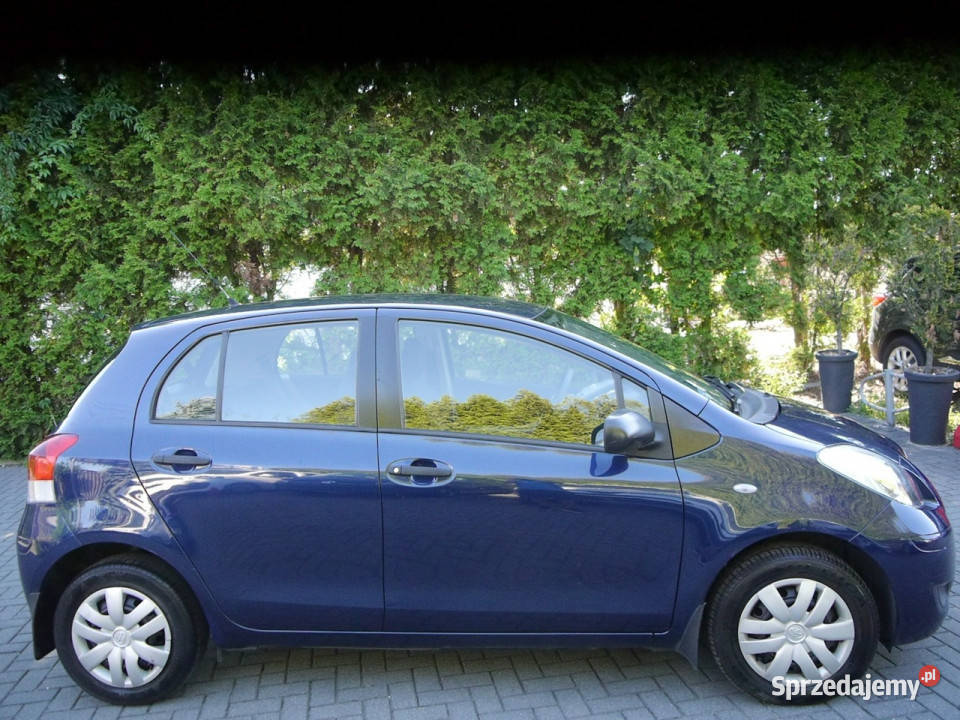 Toyota Yaris Salon Polska Stan b klima bez rdzy Częstochowa