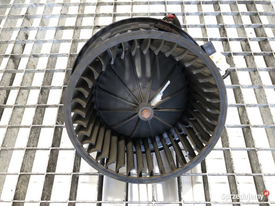 DMUCHAWA NAWIEWU VW TRANSPORTER T4 701819021B podkarpackie