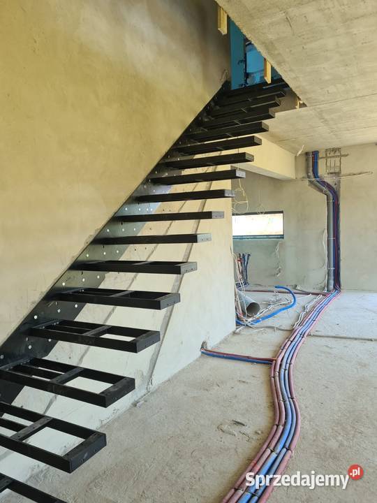 Konstrukcja schodów półkowych na wymiar pomorskie