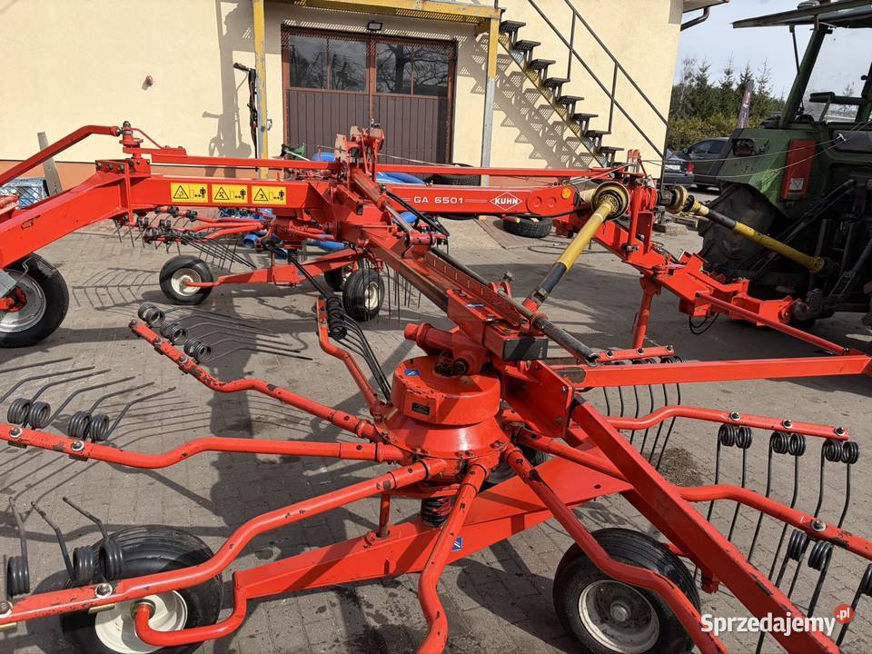 Zgrabiarka 2 karuzelowa Kuhn GA 6501 zagrabiarka Myszyniec