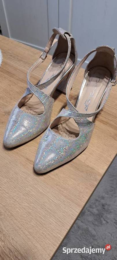 Piękne ślubne buty Zamość