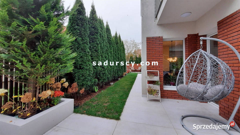 Dom szeregowy Józefosław 285m2 2 piętra