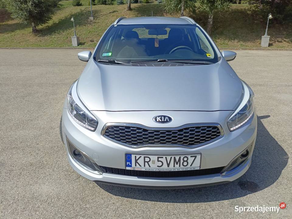 Kia Ceed 14 CRDI 90 2017 274600 wielofunkcyjna kierownica Laskowa