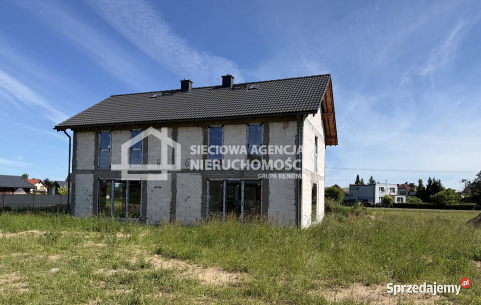 sprzedaży domu bliźniaka Dzierżążno 8139m2