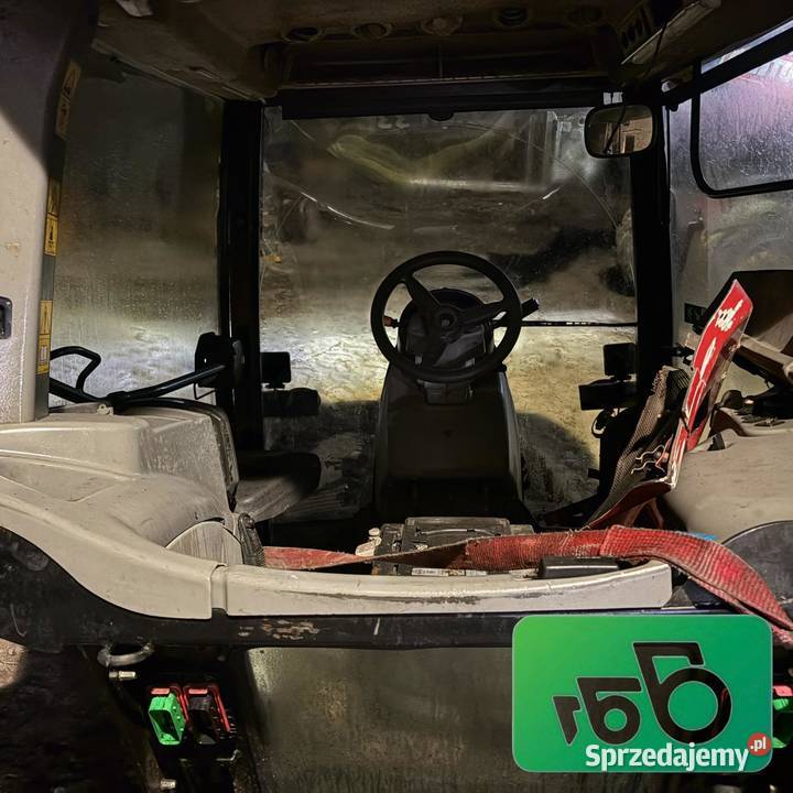 Kabina Valtra S292
