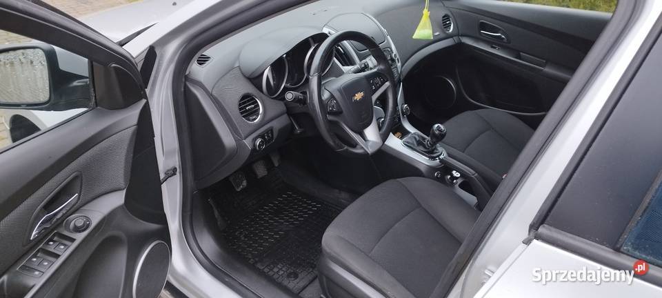 Chevrolet Cruze 16 benzyna 2013r wspomaganie kierownicy łódzkie Uniejów