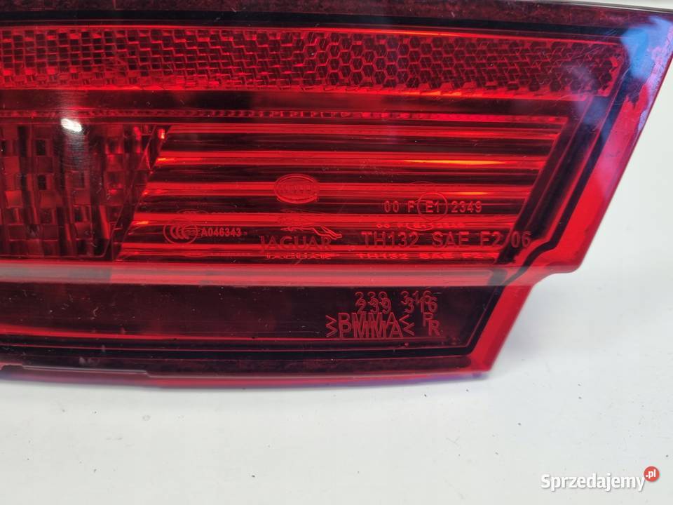 LAMPA PRAWA Jaguar XF X250 TYLNIA TYLNA prawy osobowe