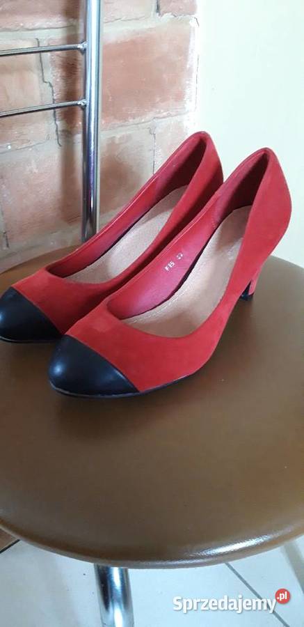 Buty szpileczki czerwone Czółenka lubelskie Zamość