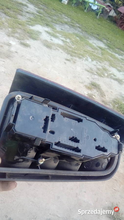 lampa tylna vw golf III sprzedam Oświetlenie sprzedam