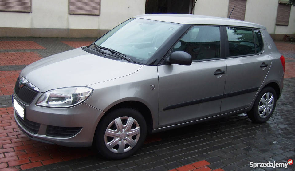 Skoda Fabia II 14 MPi gaz centralny zamek Warszawa sprzedam
