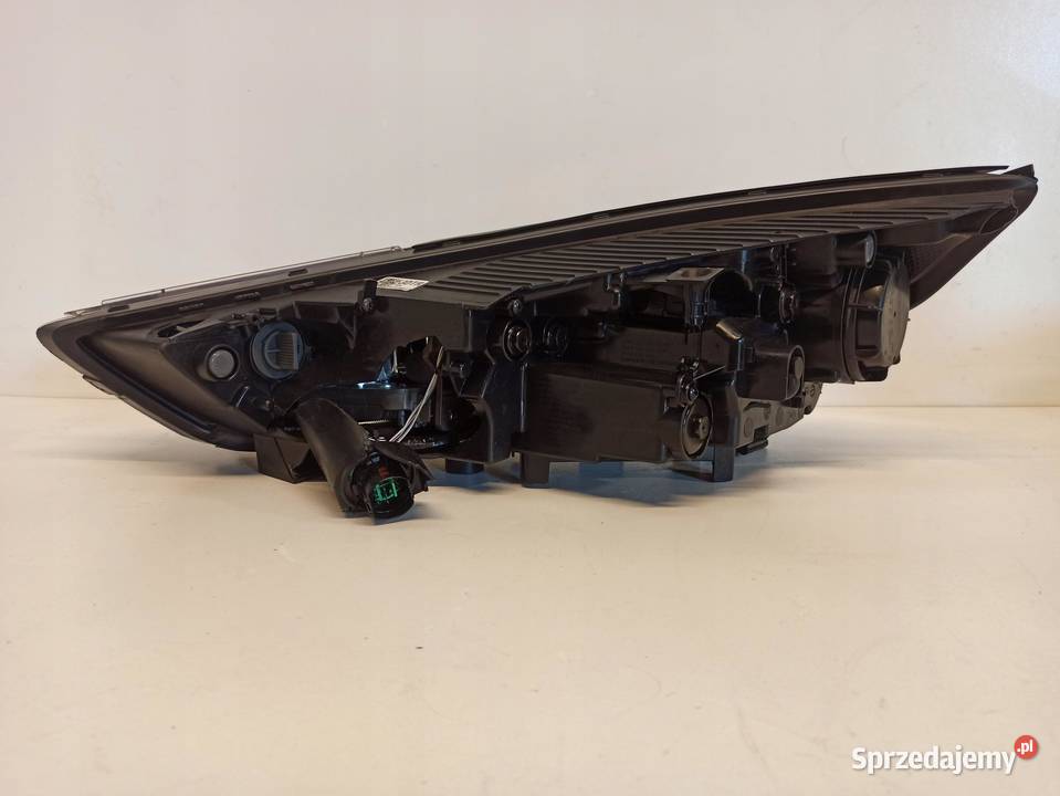 LAMPA PRAWY PRZÓD HYUNDAI IONIQ 92102G2 UK dolnośląskie