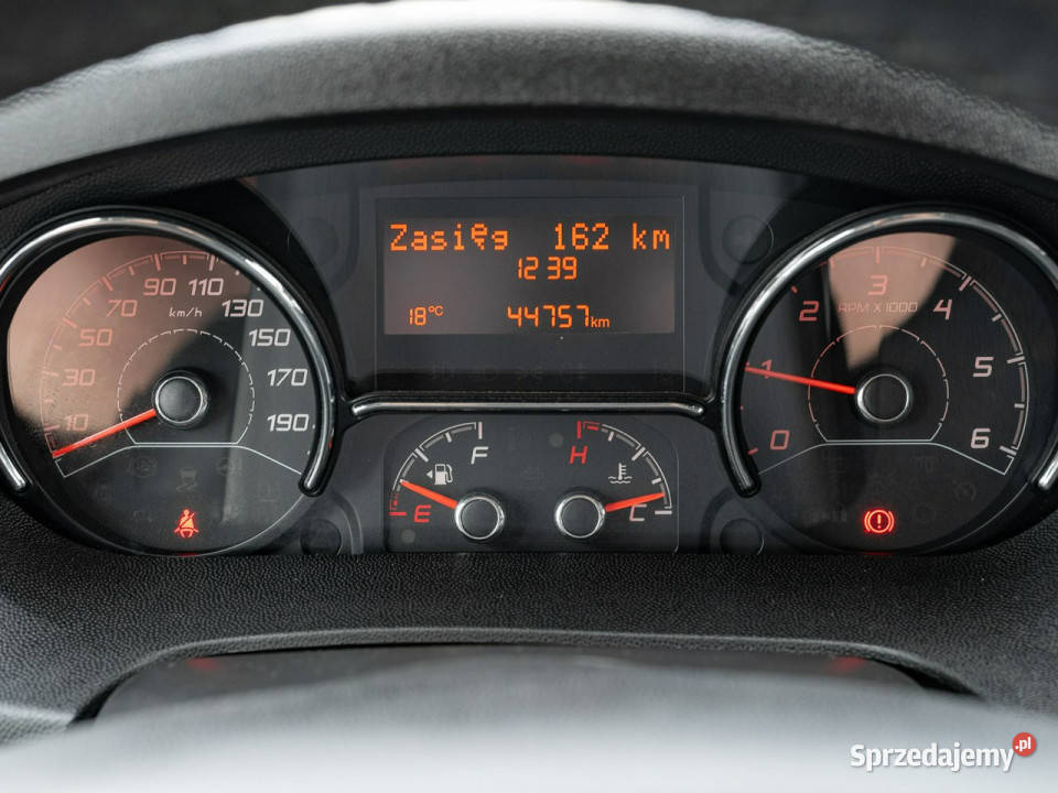 Peugeot Boxer GD1E269Boxer 435 BlueHDi L4 immobilizer Pępowo