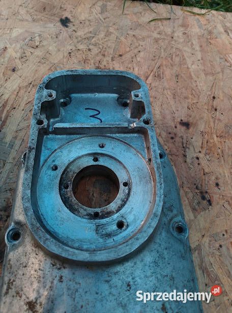 pokrywa rozrządu ural m63 Lublin