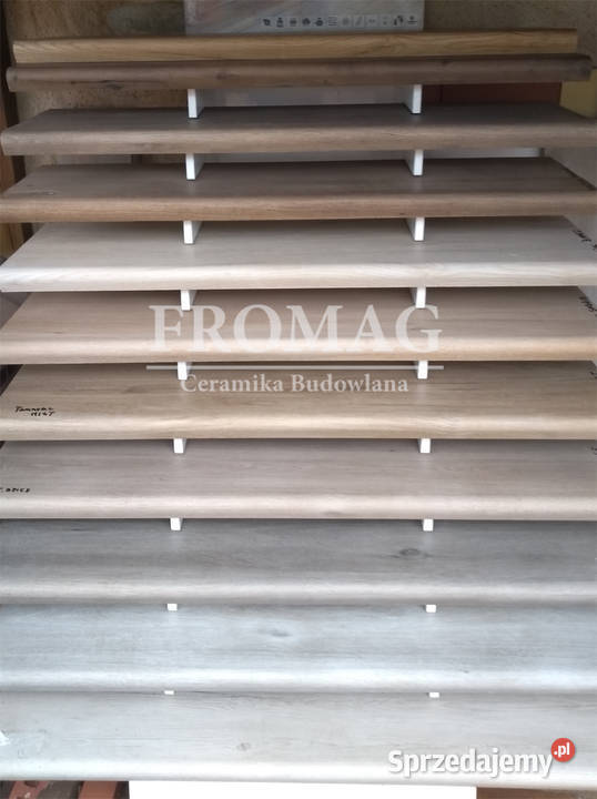 Stopnica v shape mattina marrone sabbia Acero