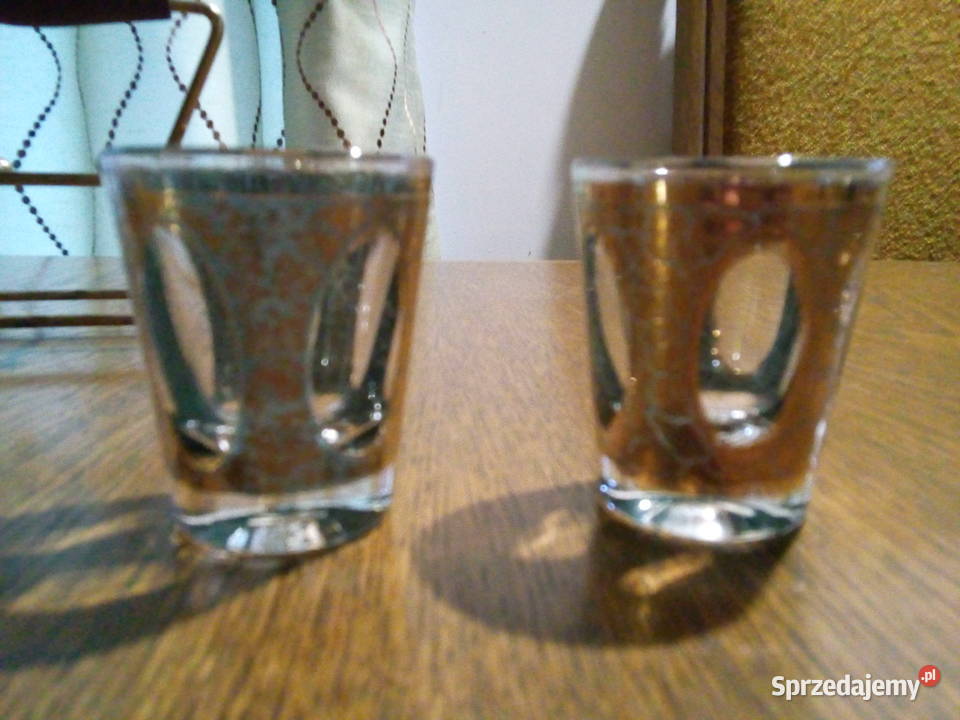 Kieliszki komplet Komornica sprzedam