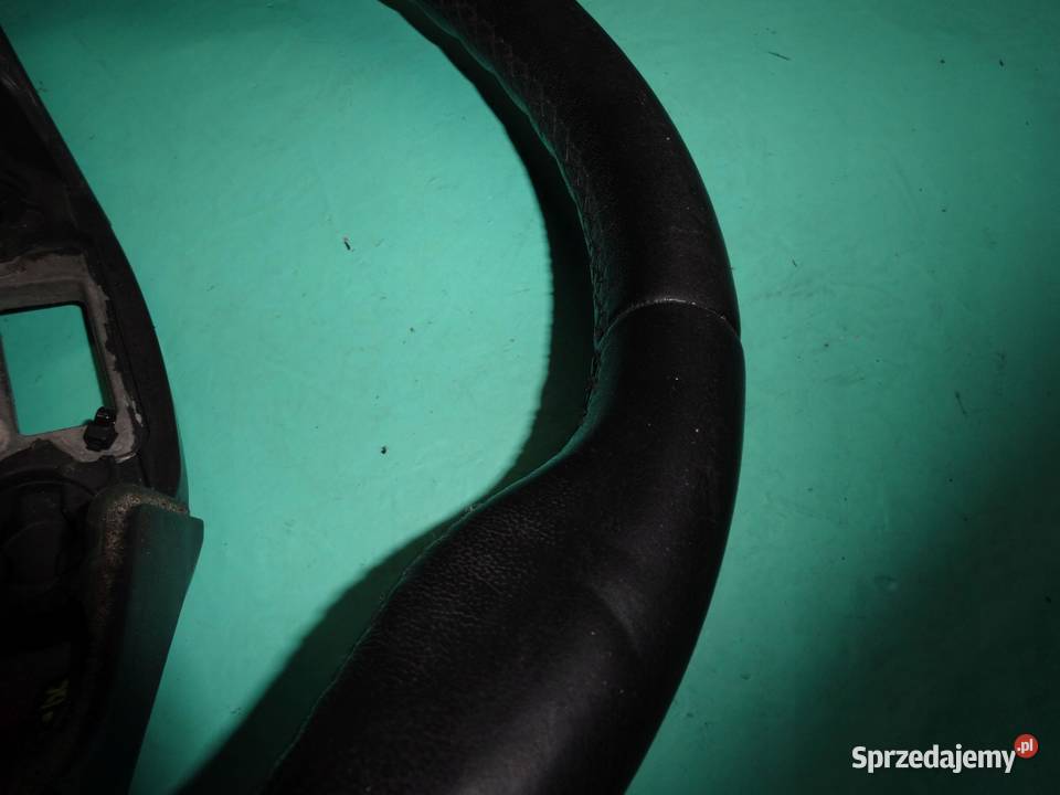 FORD FOCUS MK3 III 11r kierownica skórzana