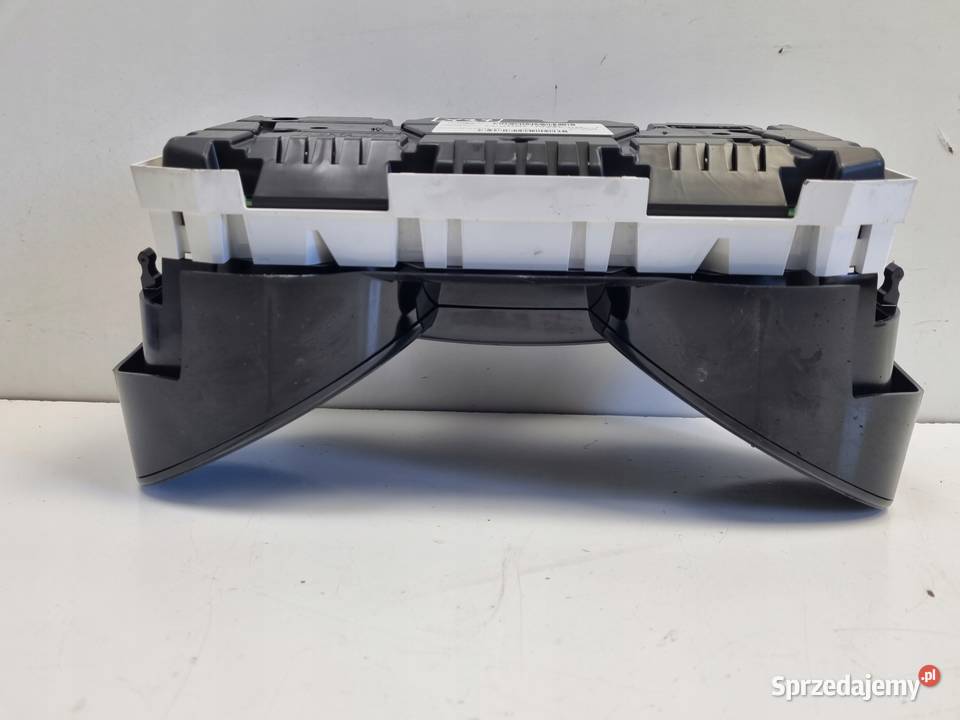 Renault Clio IV 12 09 TCE benzyna LICZNIK ZEGARY Rudka