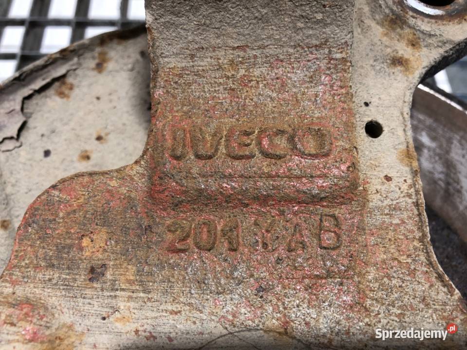 ZWROTNICA PRAWY PRZÓD IVECO DAILY III 28 106 osobowe sprzedam