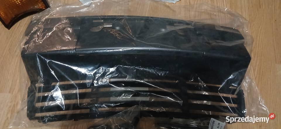 Pakiet usa BMW E34 listwy zderzaka Nowe przód Zabrze sprzedam