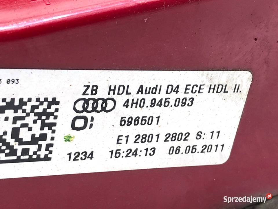 LAMPA TYŁ LEWA WEWNĘTRZNA AUDI A8 D4 4H0945093