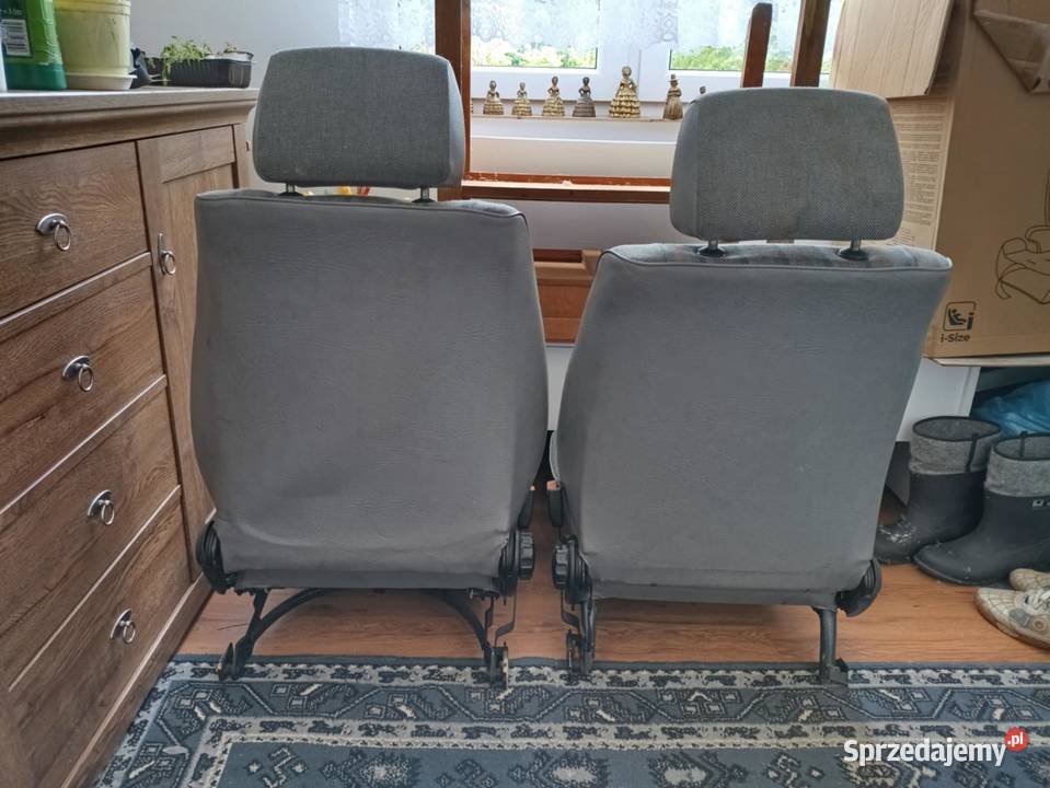 komplet fotele przód i kanapa tył z vw golfa mk2 Marynopole sprzedam