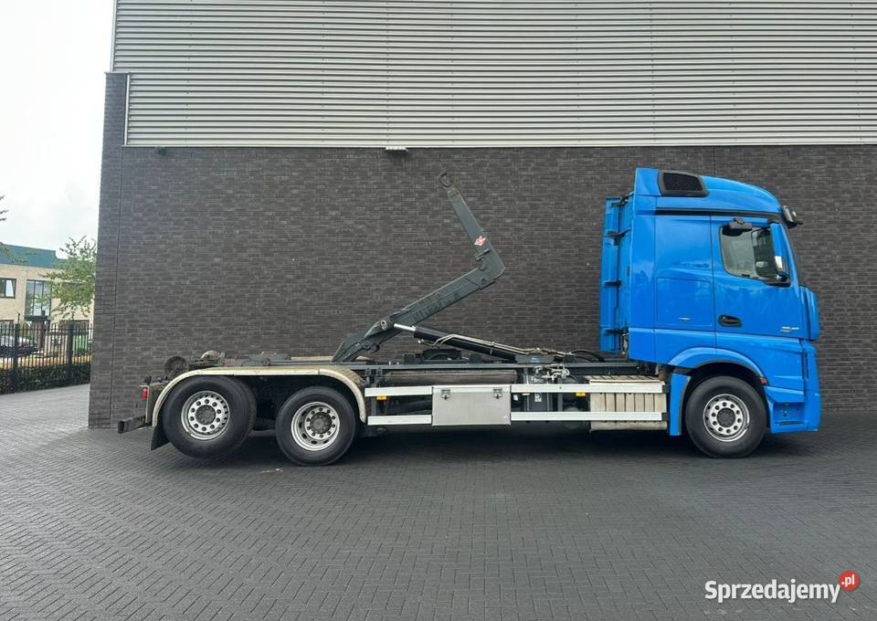 Hakowiec 3 osiowy 6x2 Mercedes Eur 6 12000kg Warszawa